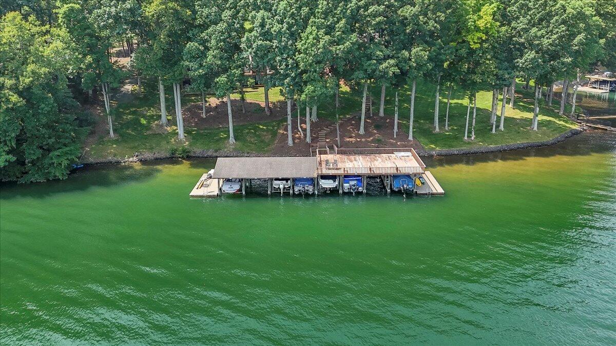 30 Windlass Pointe DR