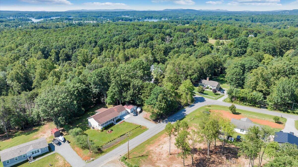 95 Stripers Landing RD