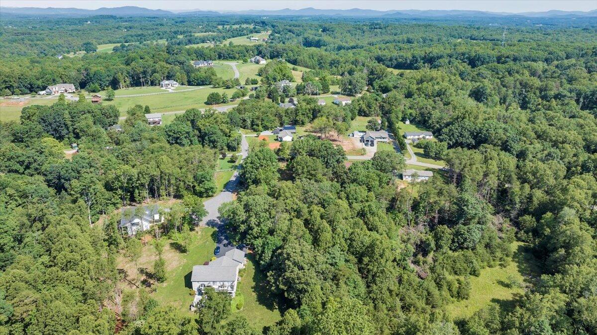 95 Stripers Landing RD