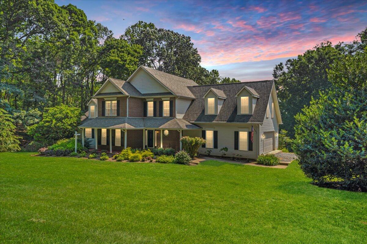125 Backcove DR