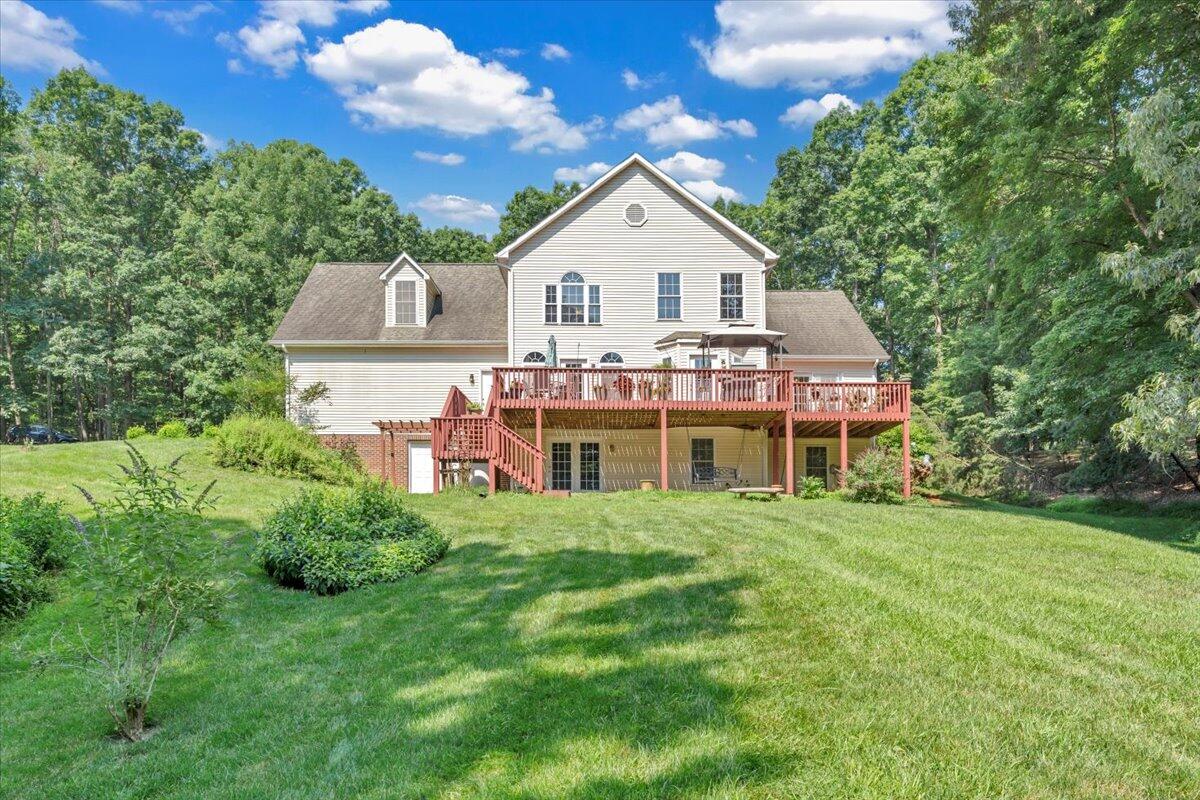 125 Backcove DR
