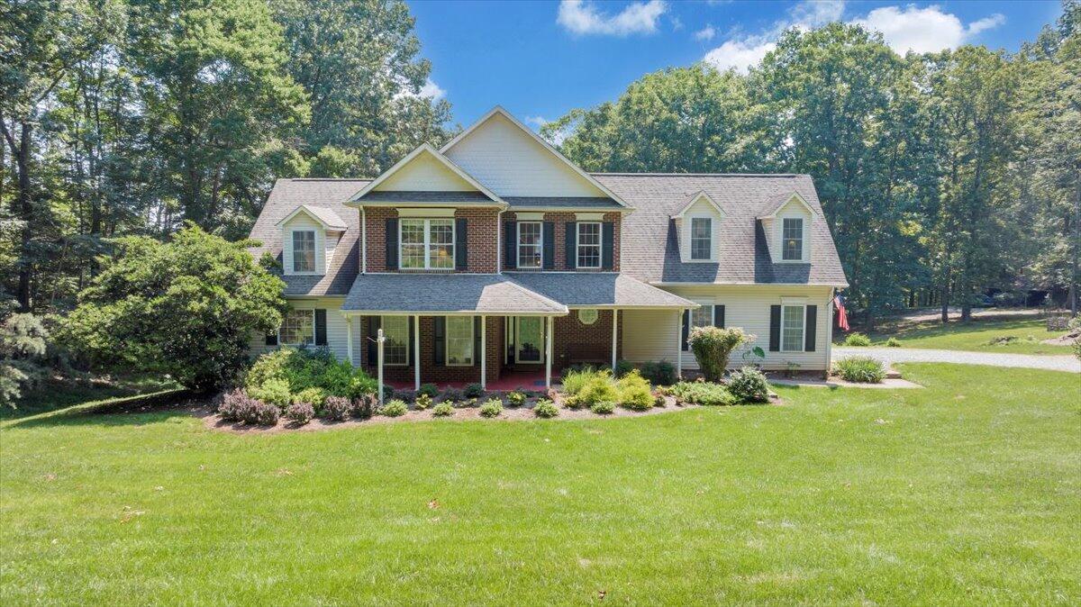 125 Backcove DR