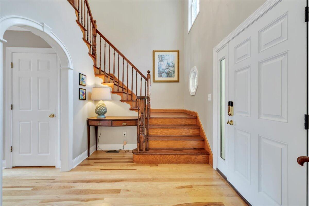 125 Backcove DR
