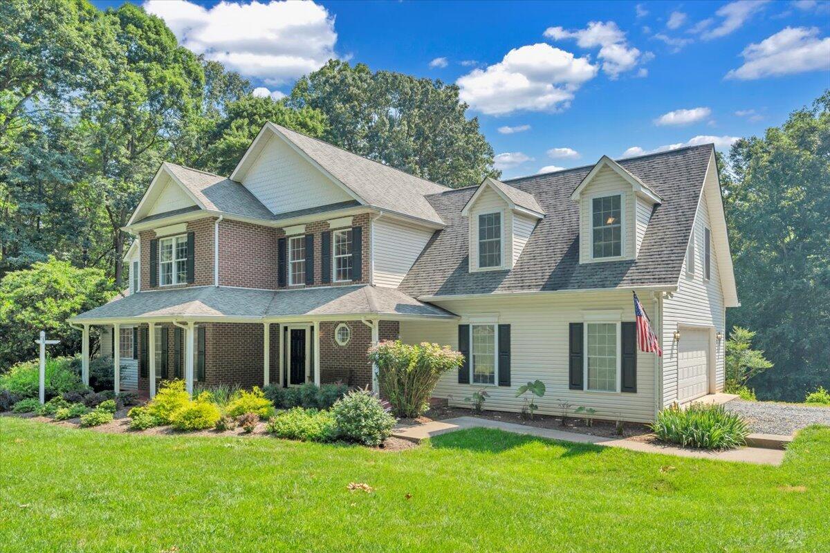 125 Backcove DR