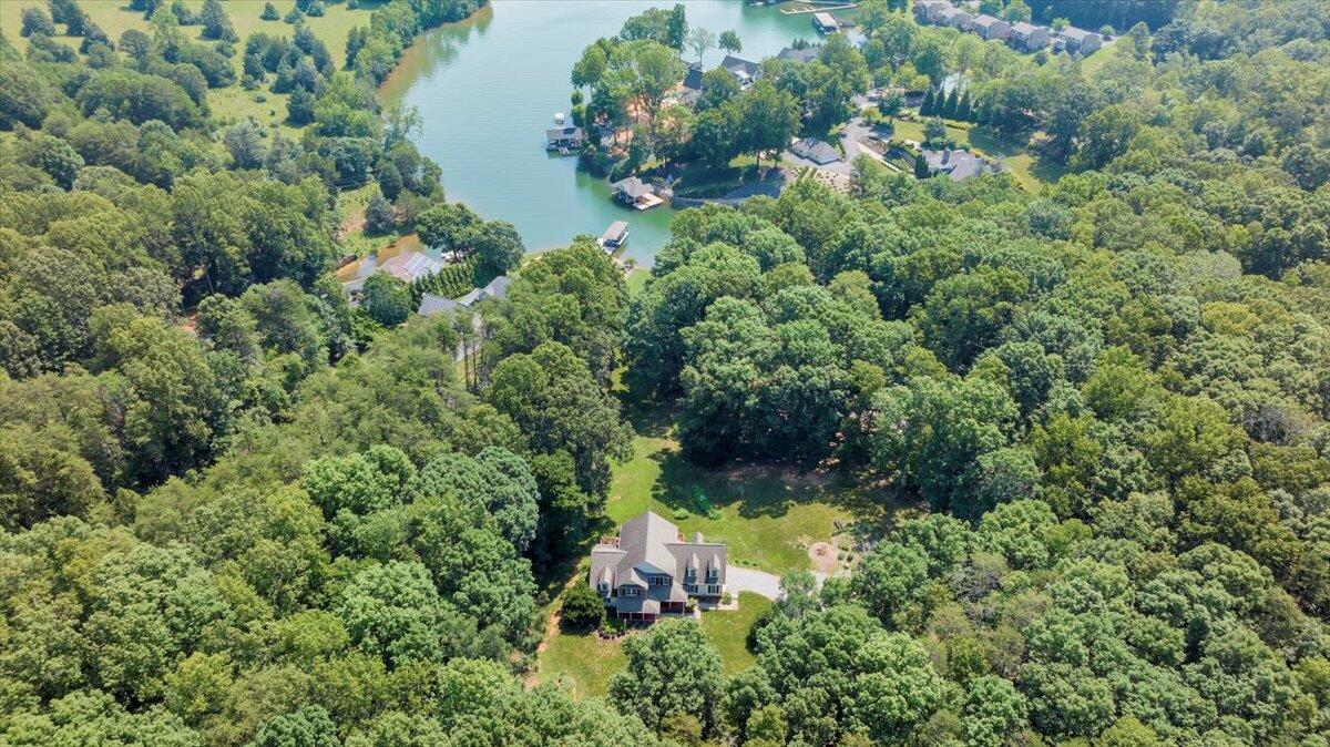 125 Backcove DR