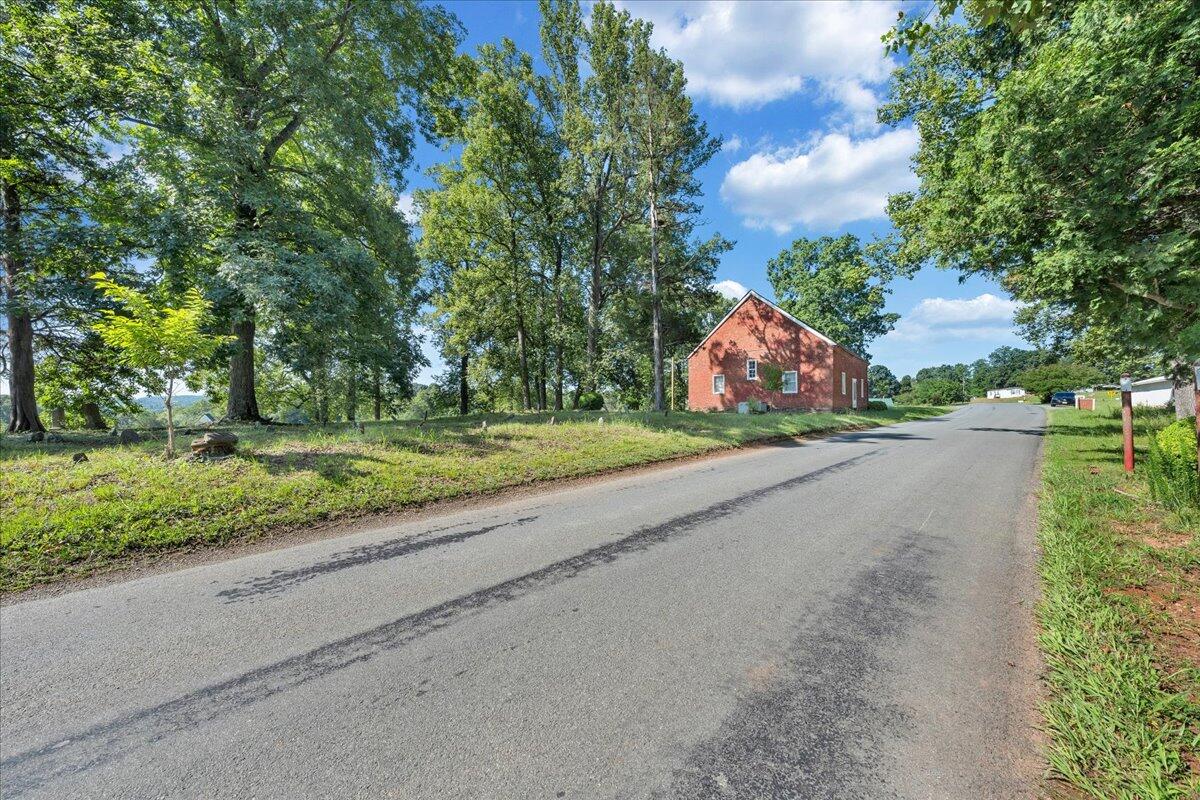 86 Long Horne RD