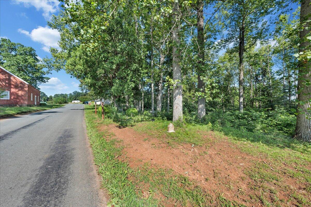 86 Long Horne RD