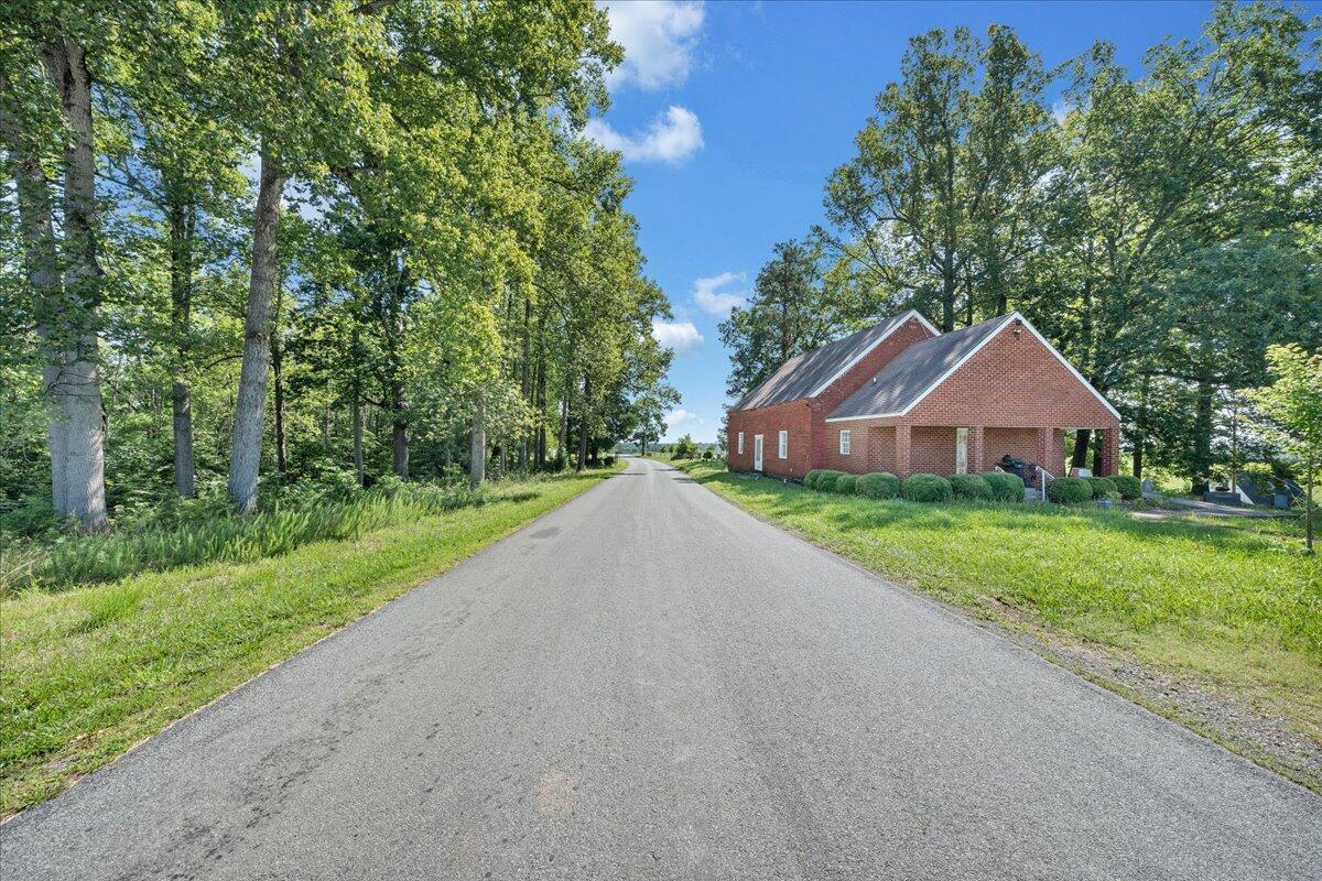 86 Long Horne RD