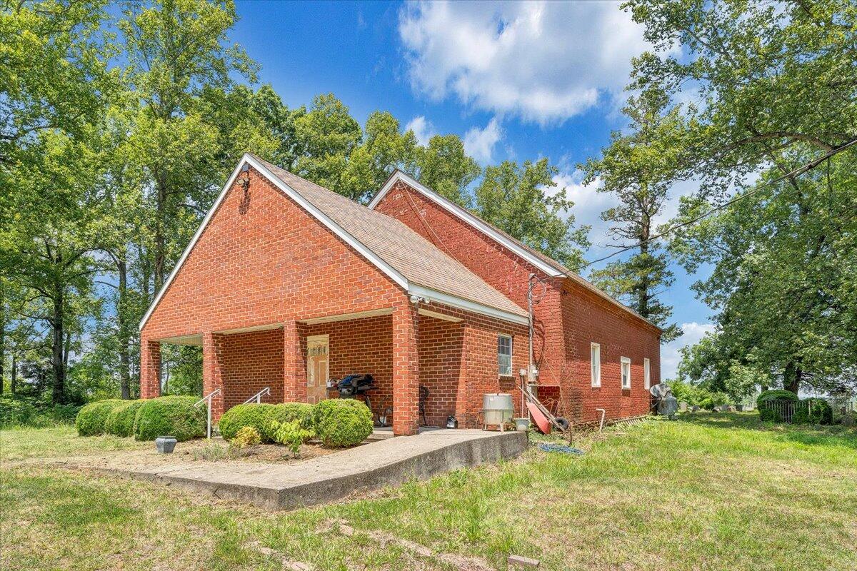 86 Long Horne RD