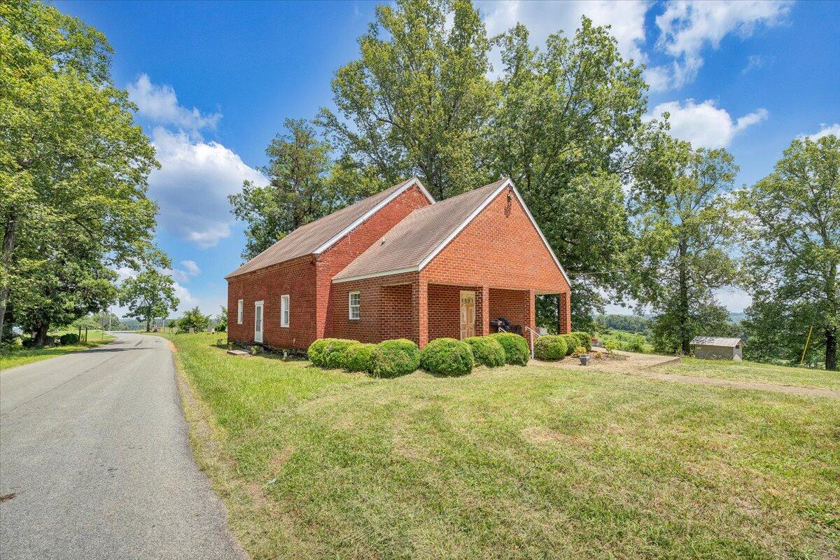 86 Long Horne RD