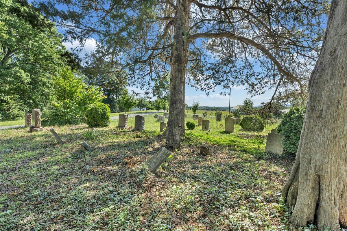86 Long Horne RD