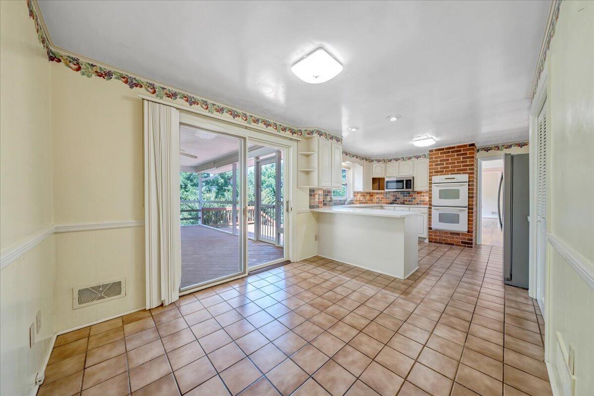 5911 Bighorn DR