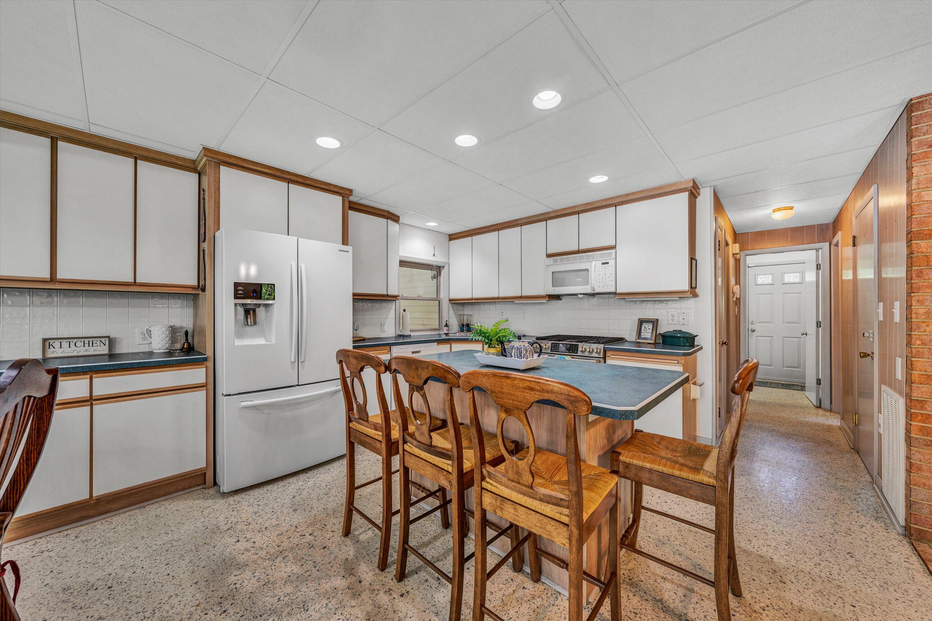 112 Mockingbird Hill RD