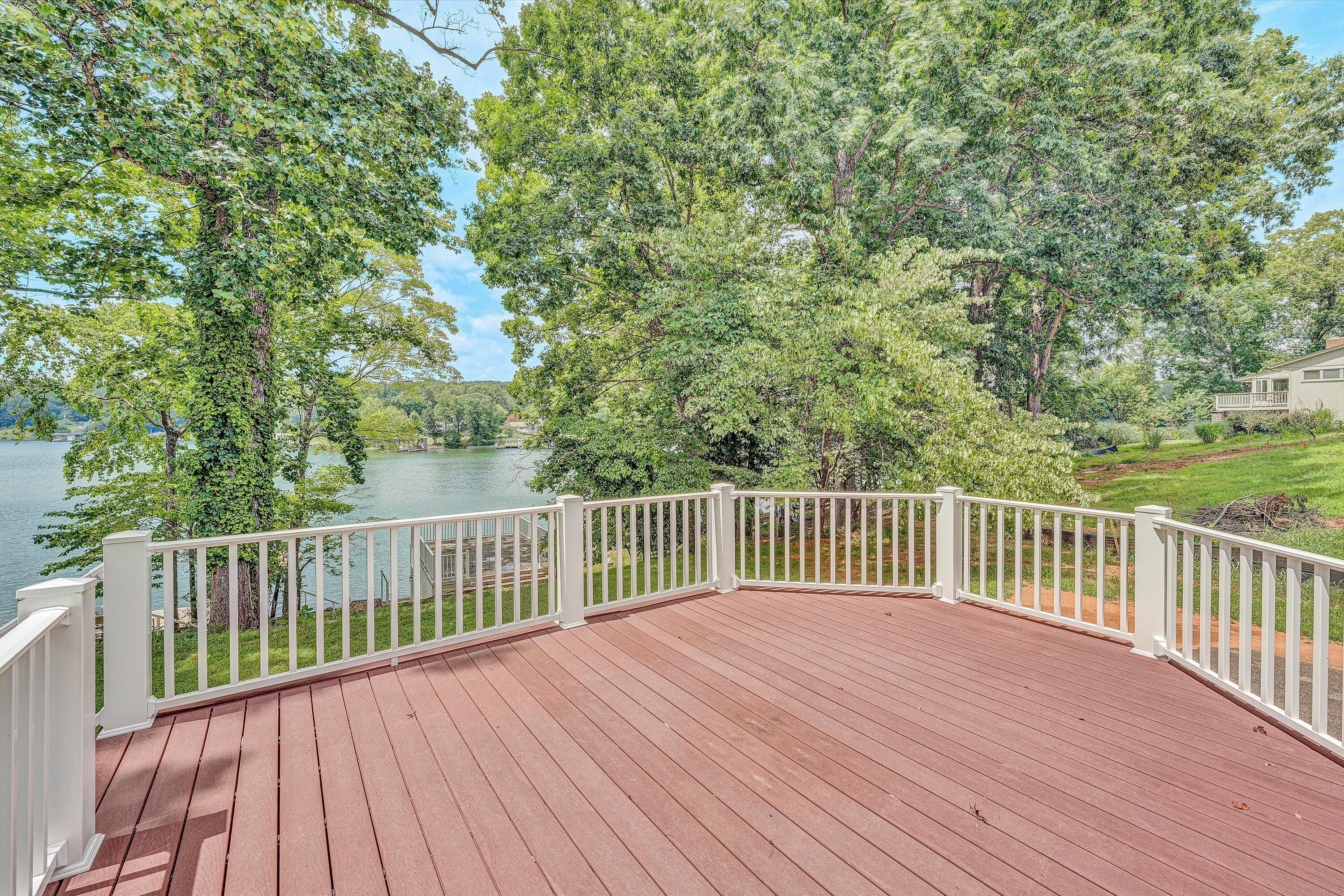 112 Mockingbird Hill RD