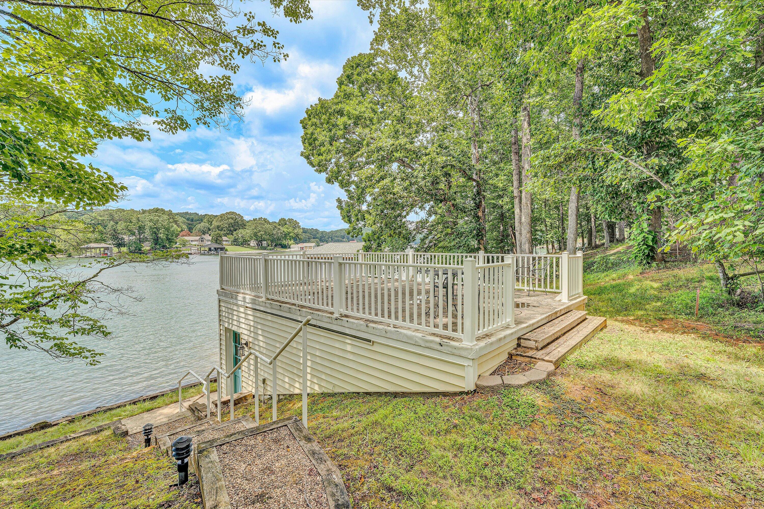 112 Mockingbird Hill RD
