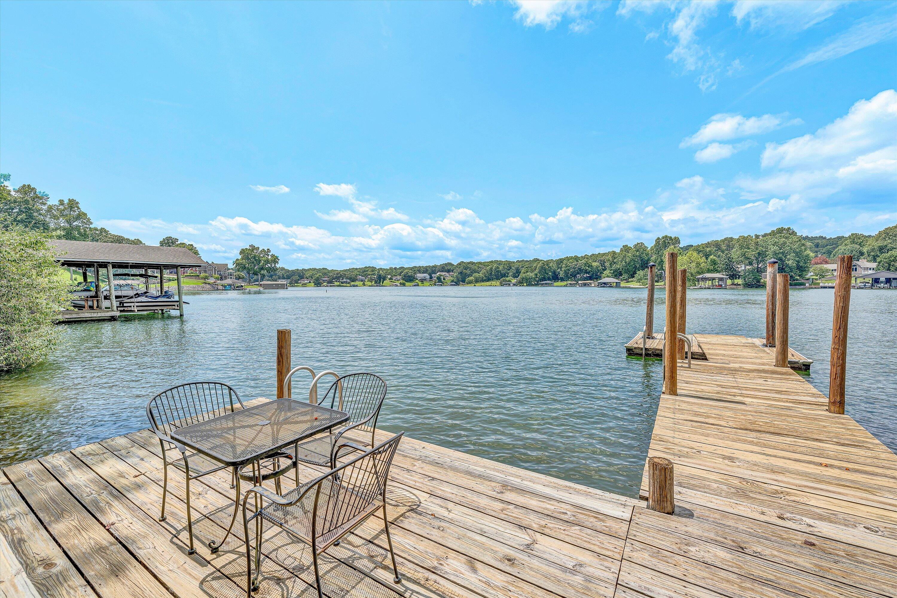 112 Mockingbird Hill RD