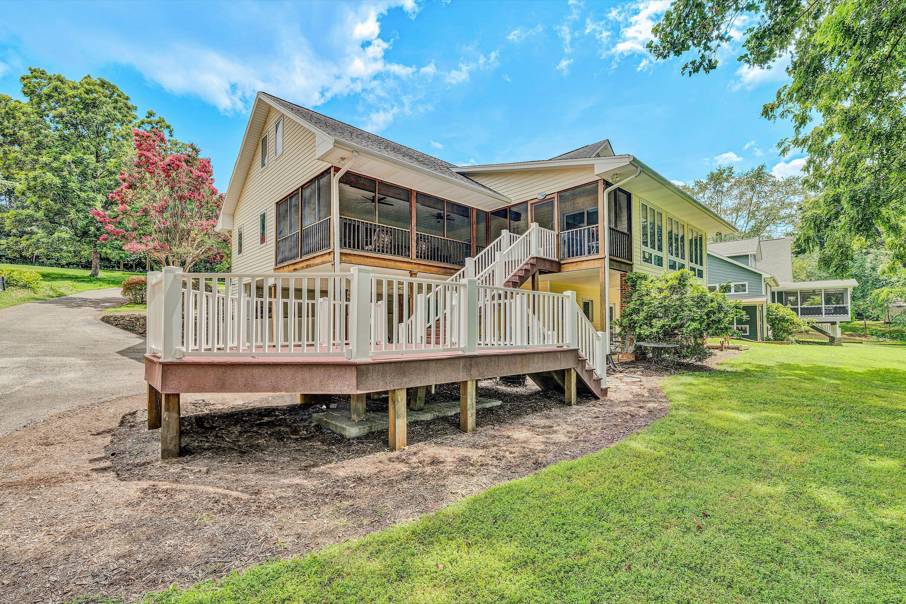 112 Mockingbird Hill RD