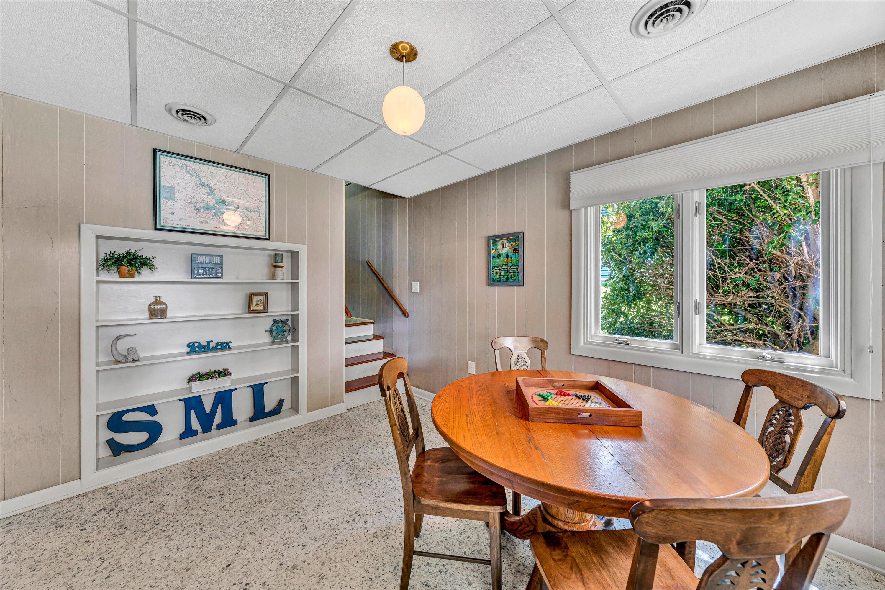 112 Mockingbird Hill RD