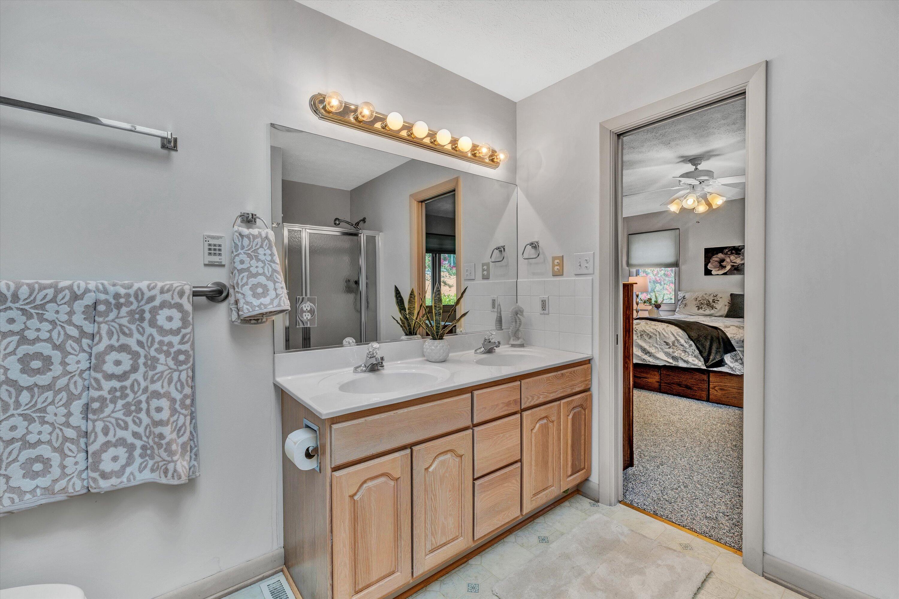 112 Mockingbird Hill RD