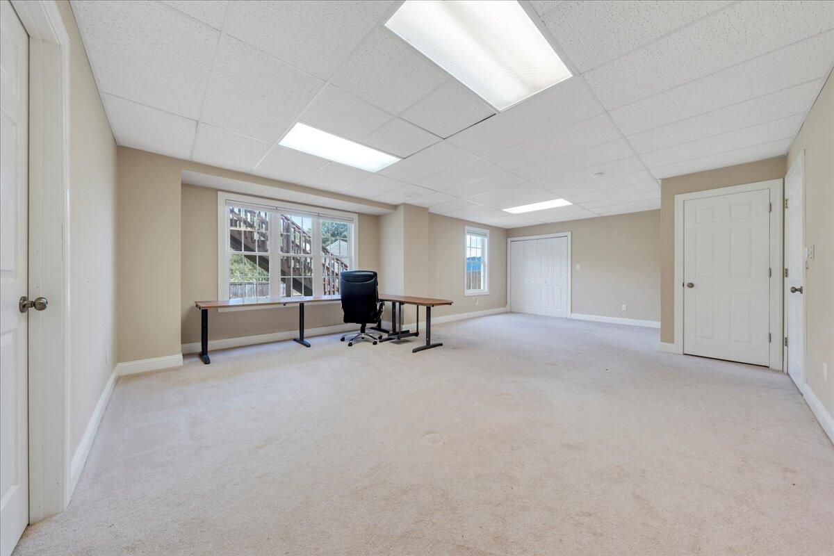 6009 Tolman CIR