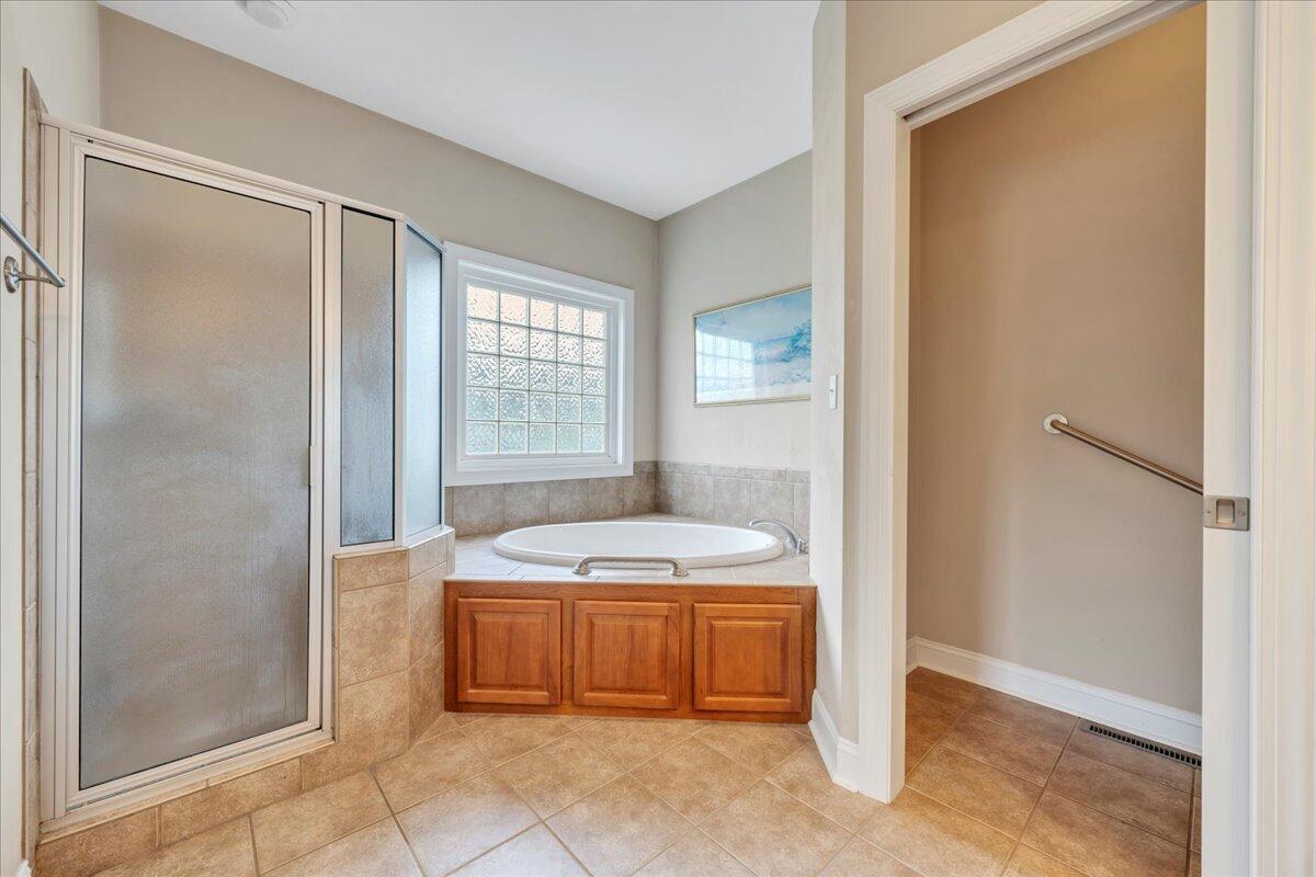 6009 Tolman CIR