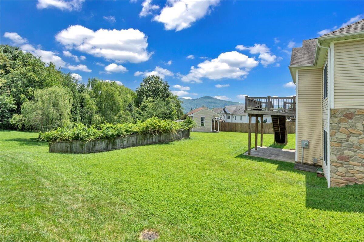 6009 Tolman CIR