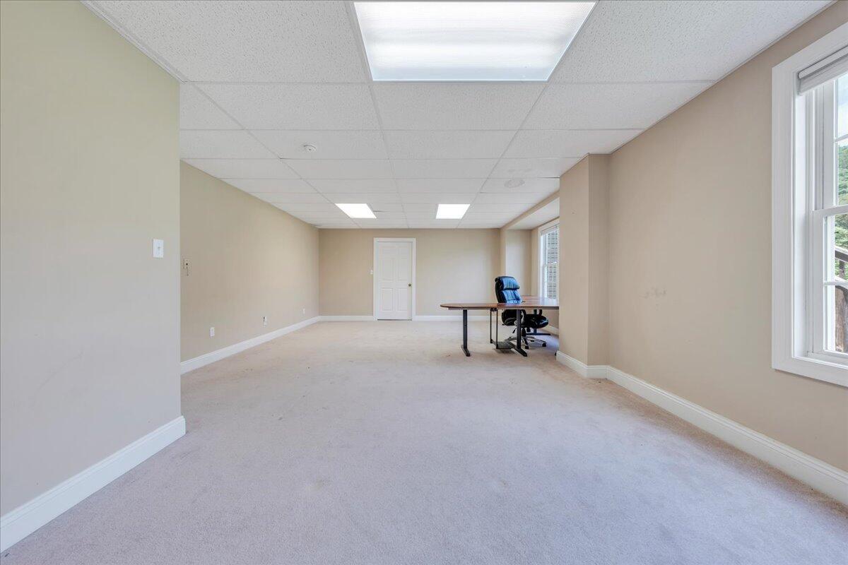 6009 Tolman CIR