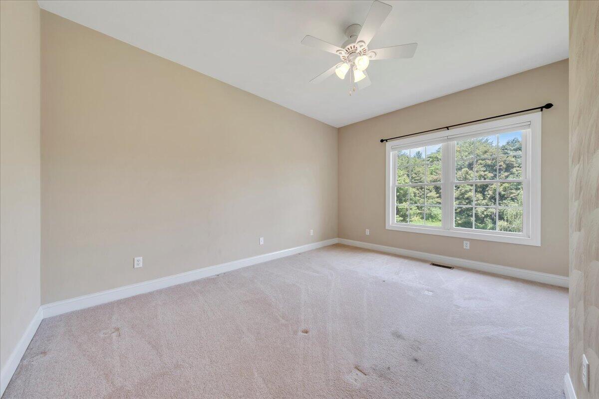 6009 Tolman CIR