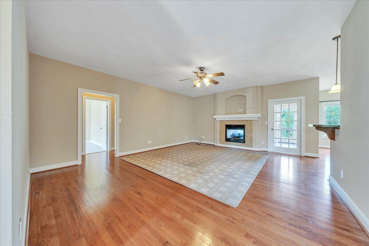 6009 Tolman CIR