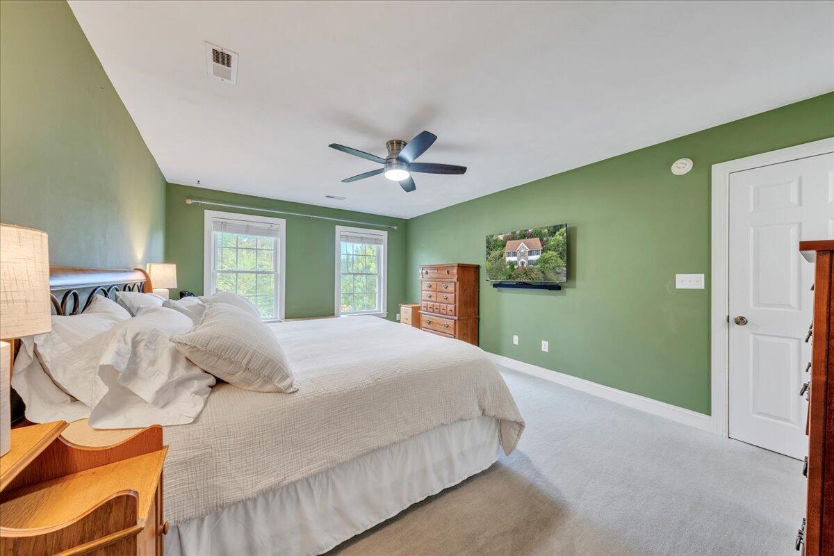 1397 Fieldgate RD