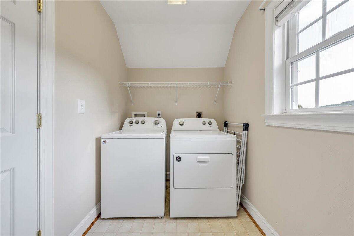 1397 Fieldgate RD