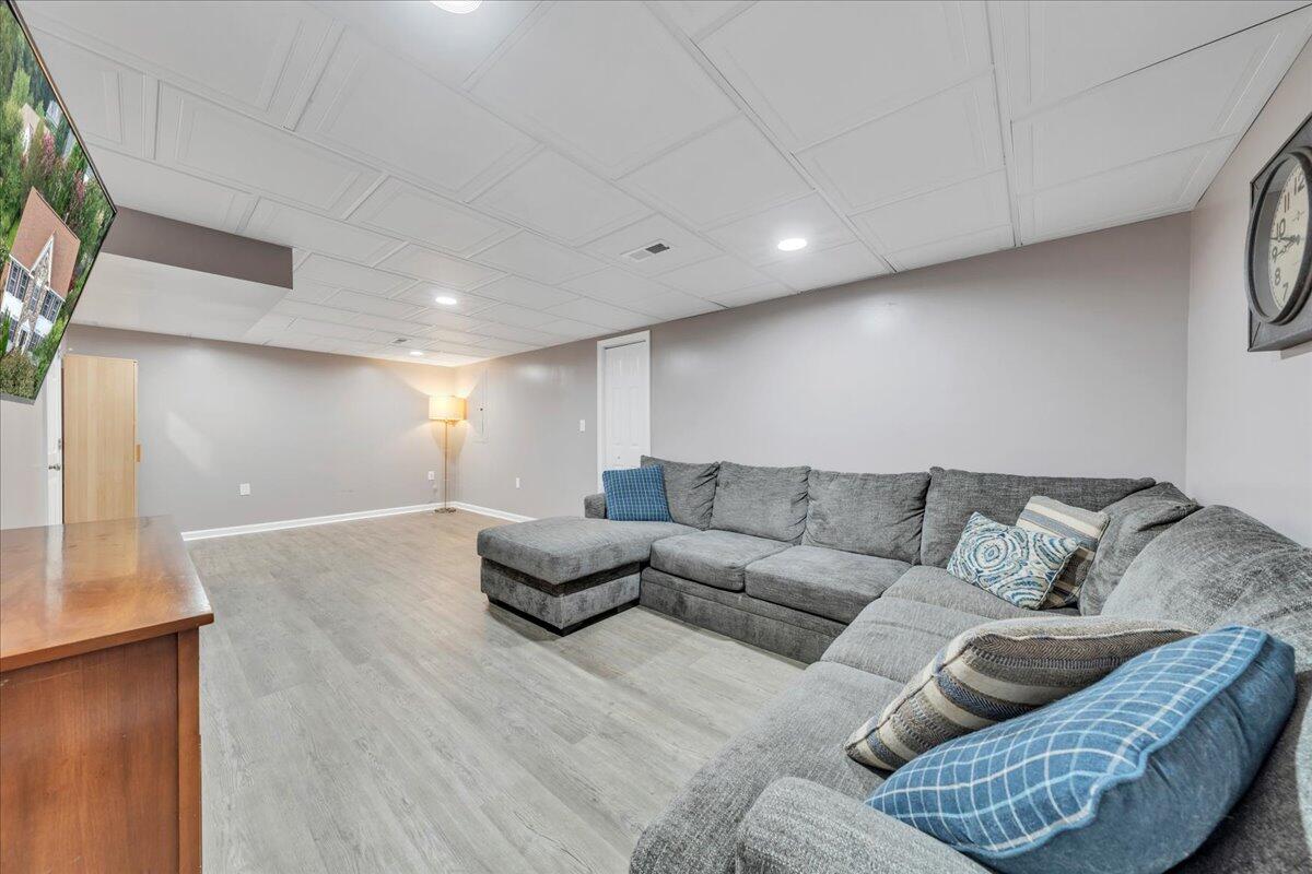 1397 Fieldgate RD