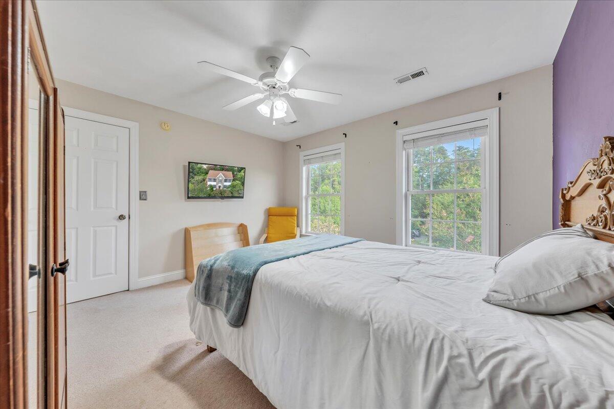 1397 Fieldgate RD