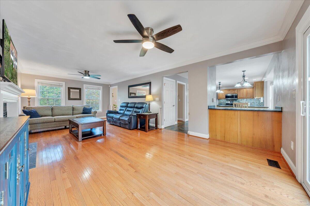 1397 Fieldgate RD