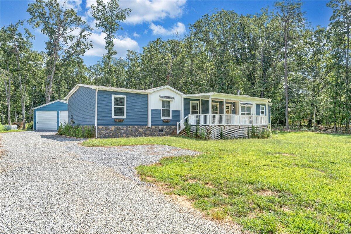 2088 Flint Hill RD