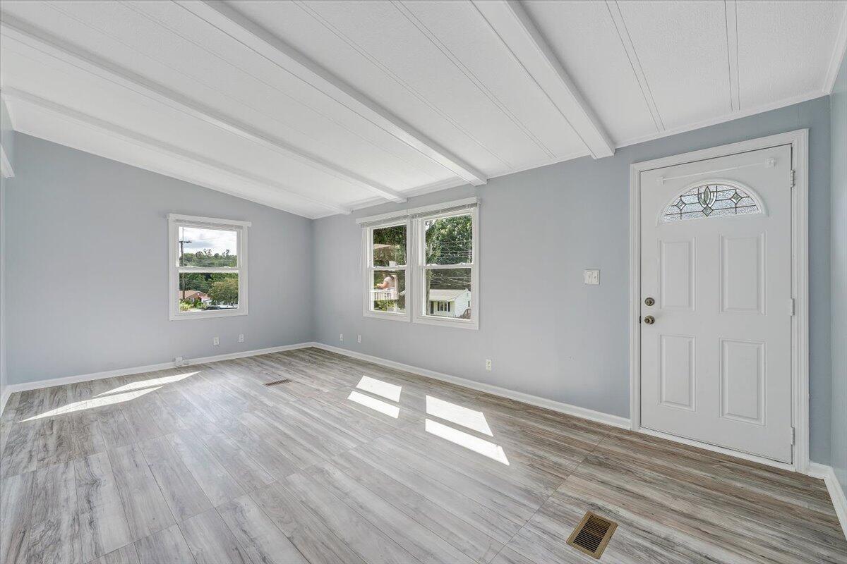 3488 Webster RD