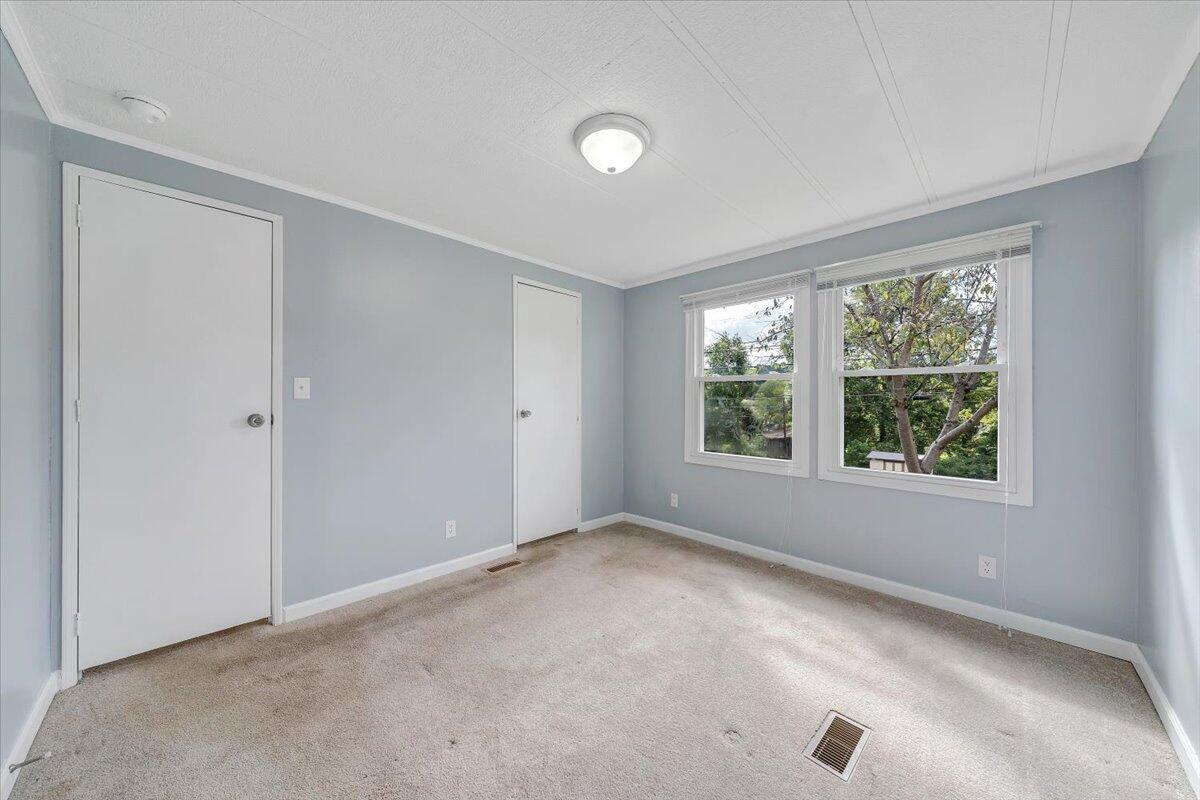 3488 Webster RD