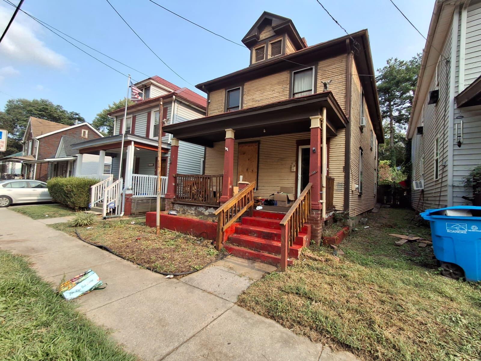1503 Wise AVE SE