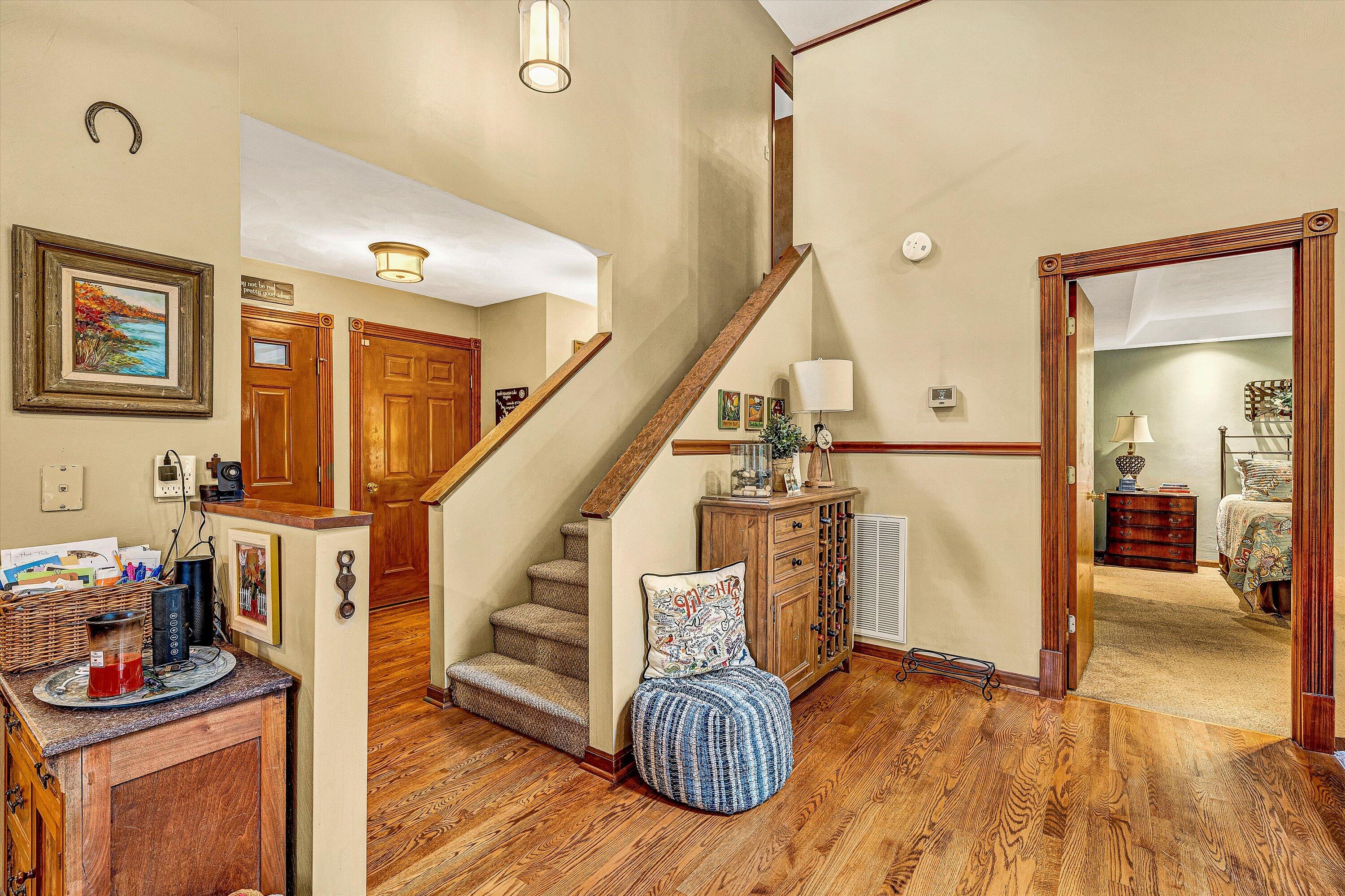 111 Woodlake DR