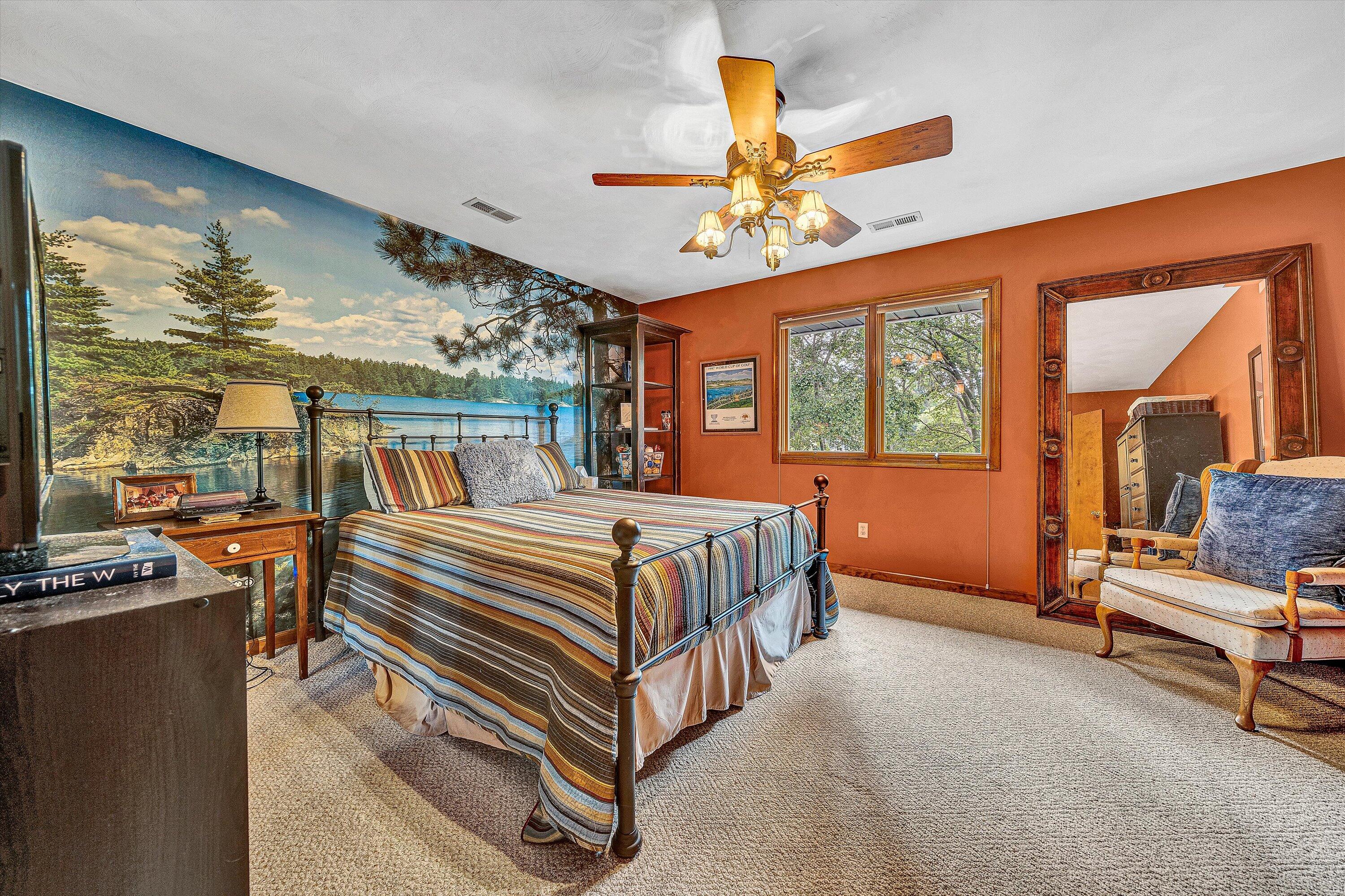111 Woodlake DR