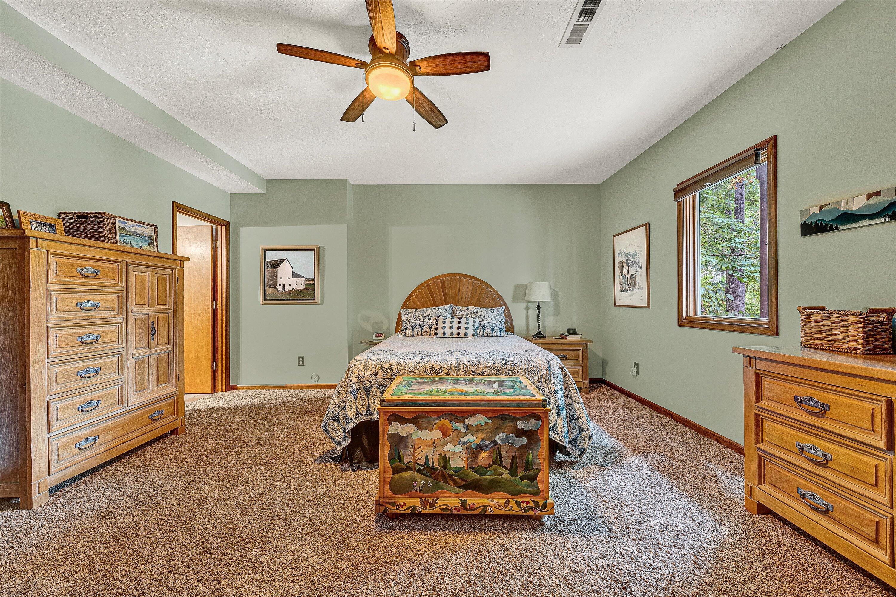 111 Woodlake DR