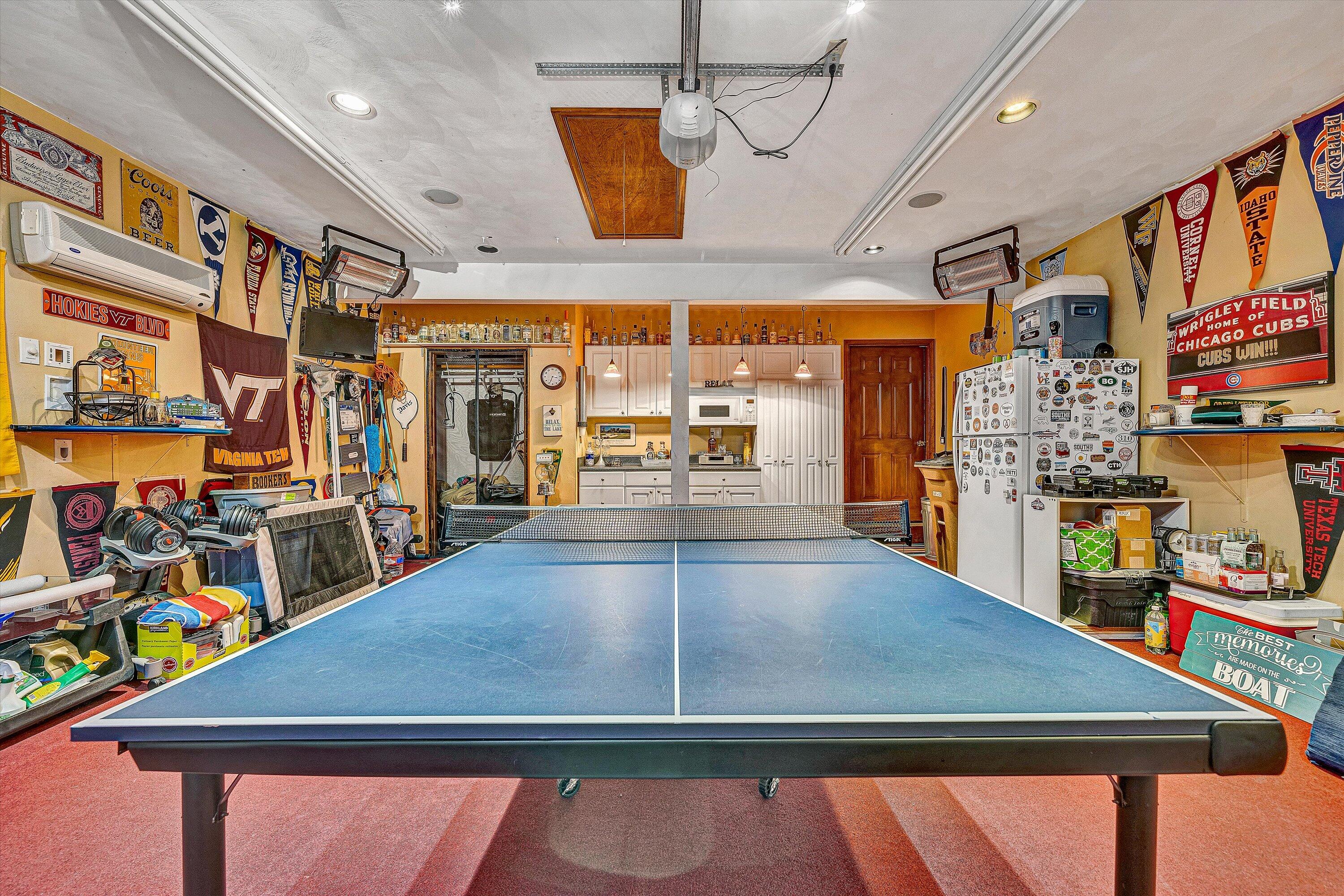 111 Woodlake DR