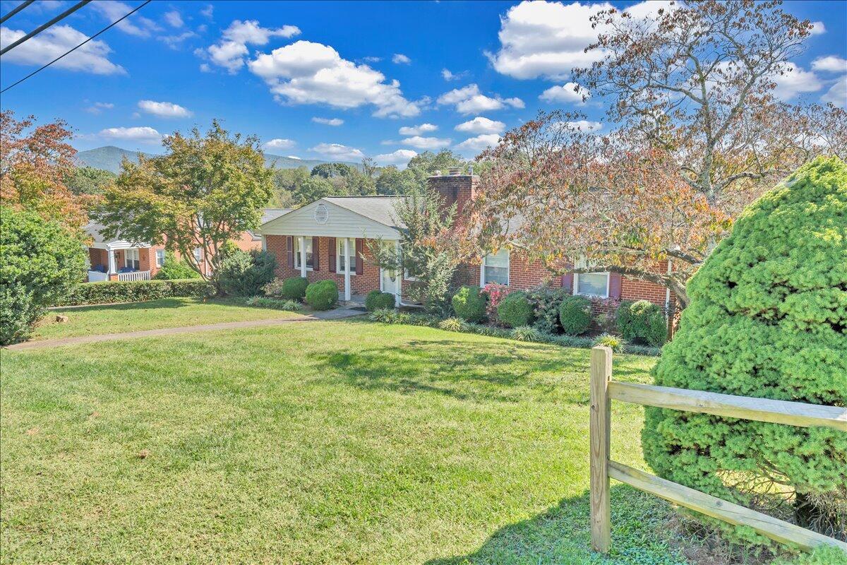 427 Boxley RD