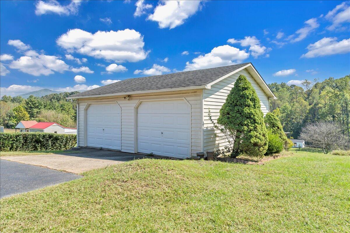 427 Boxley RD
