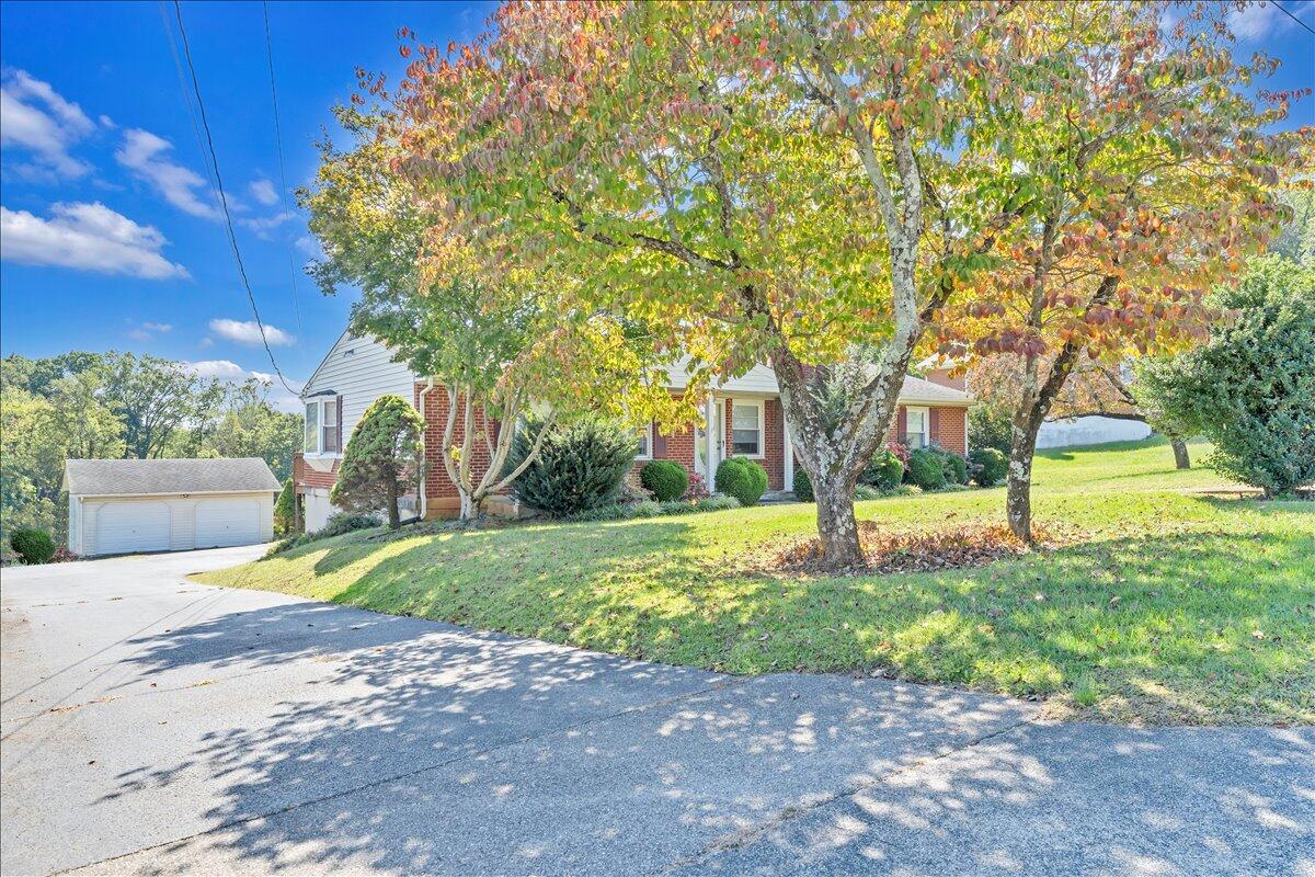 427 Boxley RD