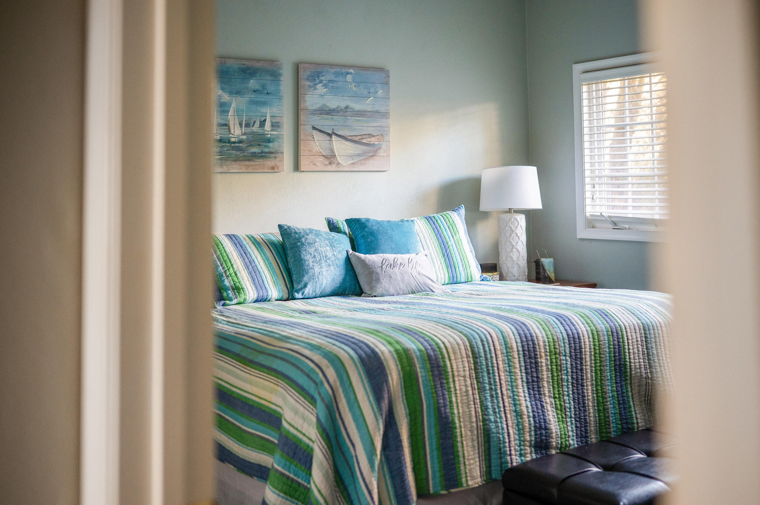 305 S Pointe Shore DR Unit: 202