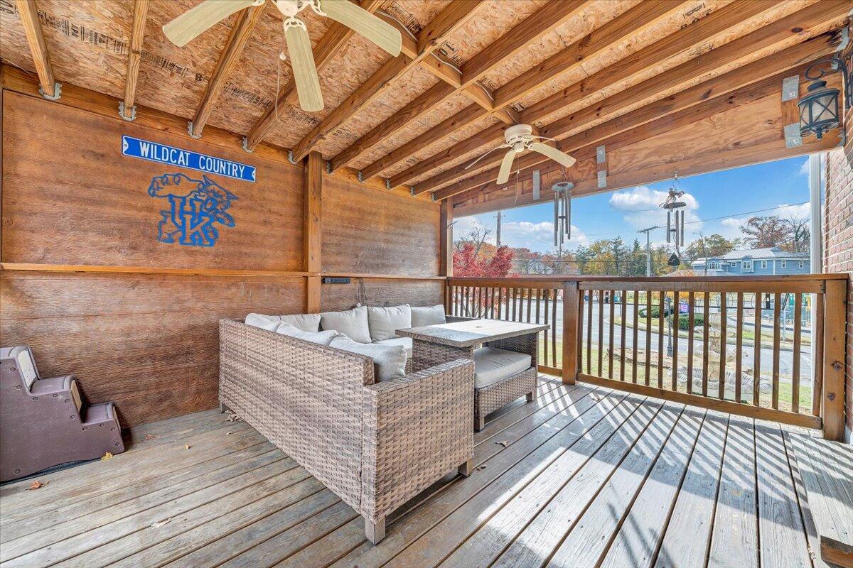 3116 Spring RD SW