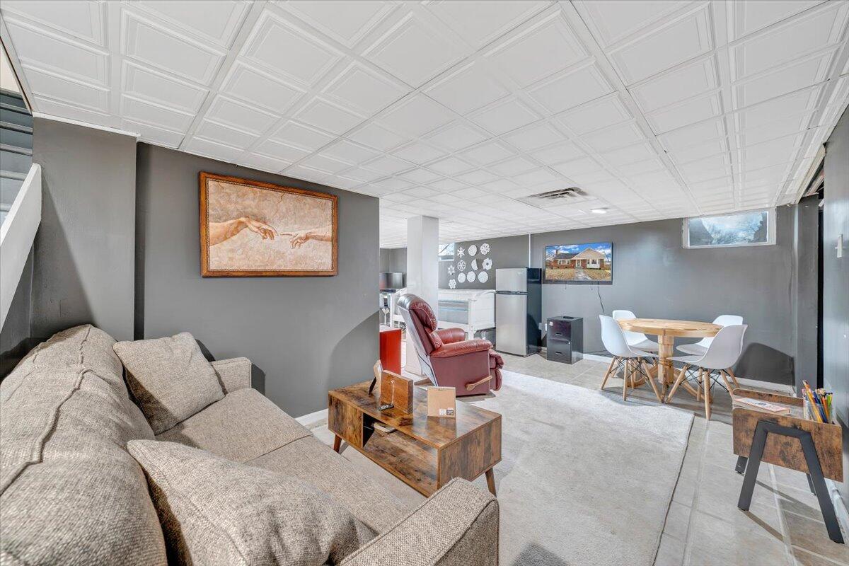 2415 Oakland BLVD NW