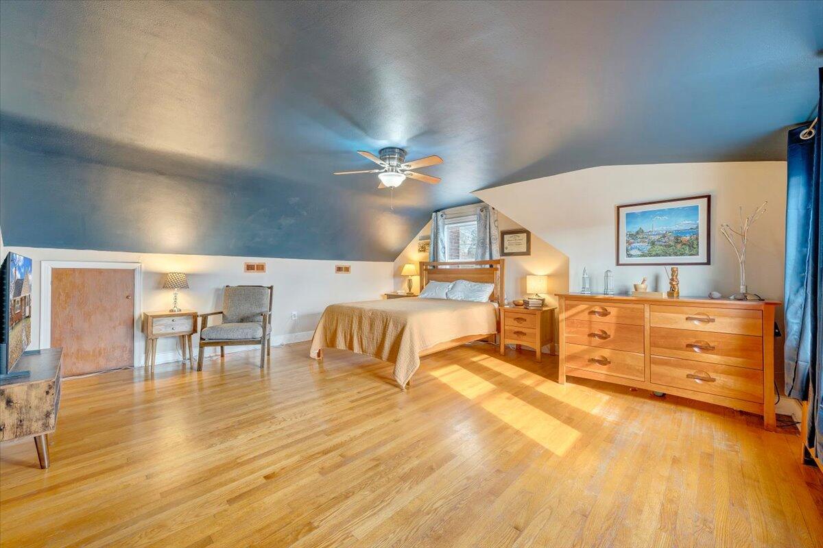 2415 Oakland BLVD NW