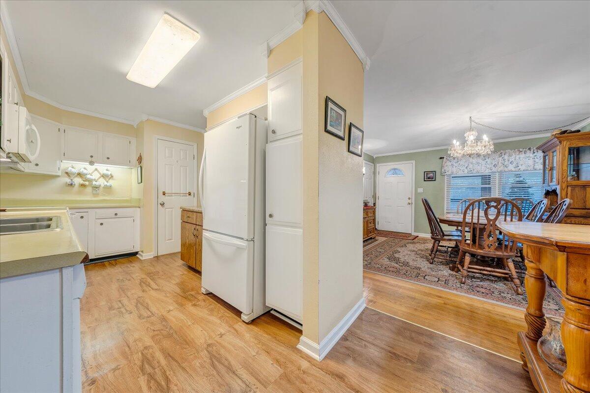 9009 Poor Mountain RD
